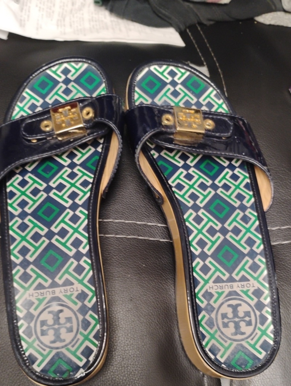TORY BURCH DIXON NAVY & GREEN PATENT LOGO SLIDE SANDALS EXCELLENT CONDITION